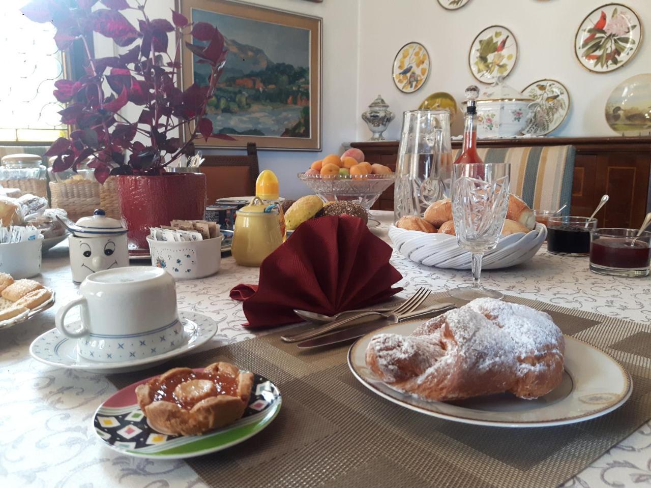 La Rocchetta B&B Trezzano sul Naviglio Buitenkant foto